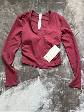 🆕 Lululemon All It Takes V-neck LS B-D Cup Rib Nulu Top in Burgundy Bay, size 4